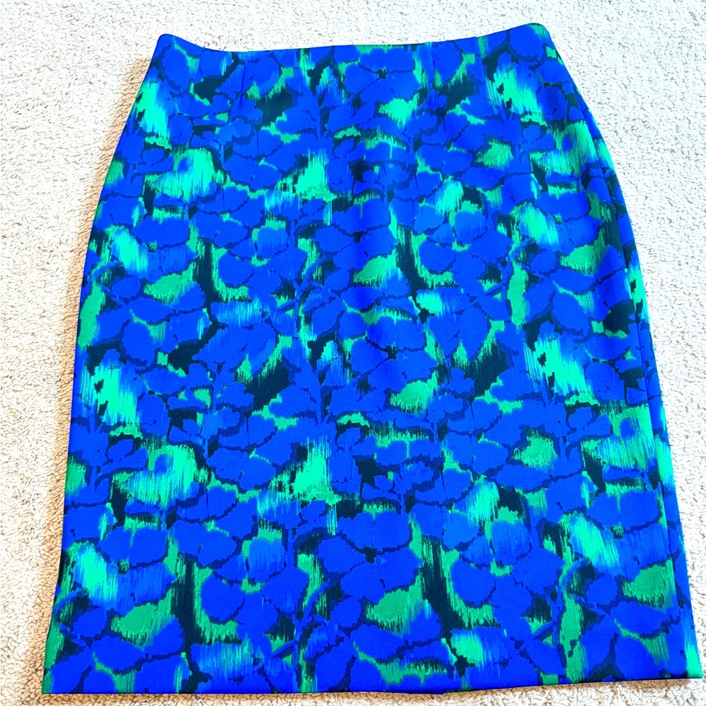 Kasper pencil skirt